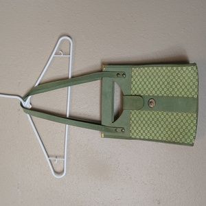 Floral Daisy Embroidered Pattern snd Suede  Purse.